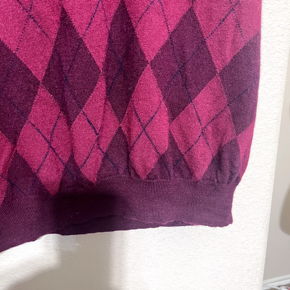 Club Room Vest 100% Wool Merino Sweater Argyle Knit Mens XL Burgundy Red Preppy - Picture 3 of 5